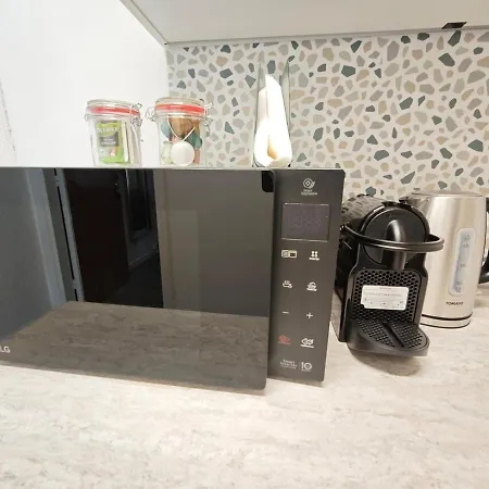 Daire The Clock House