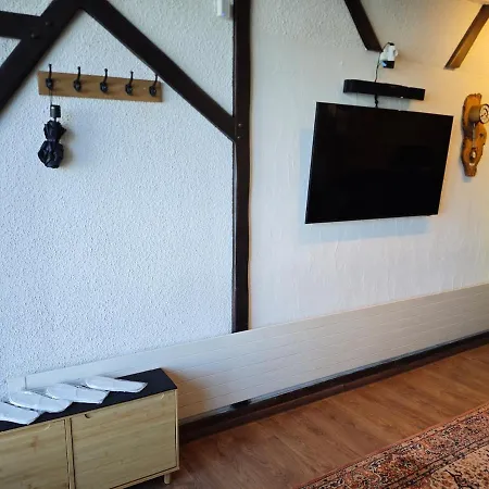 The Clock House Apartment *